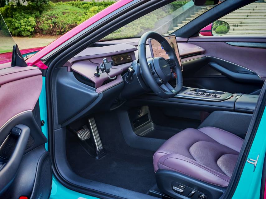 MI SU7 2025 imagen de coche #5