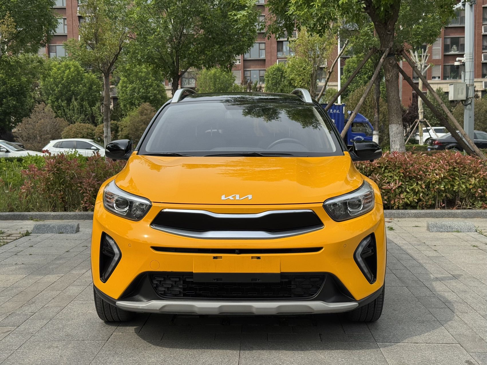 Kia KX1 2022 car image #2