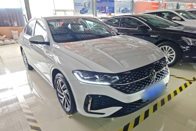 Volkswagen Lavida 2025 car image #4