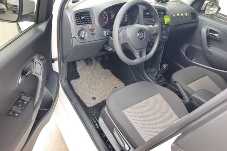 Volkswagen Polo 2018 #16 Volkswagen Polo 2018 car image #16