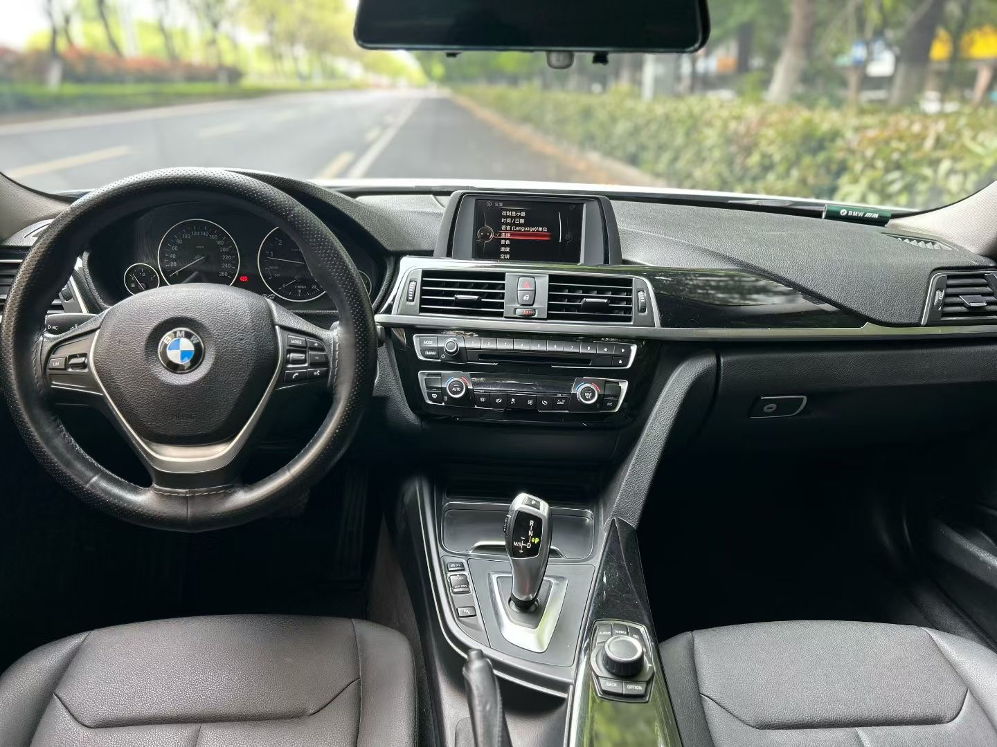 BMW 3 Series 2016 car image #8