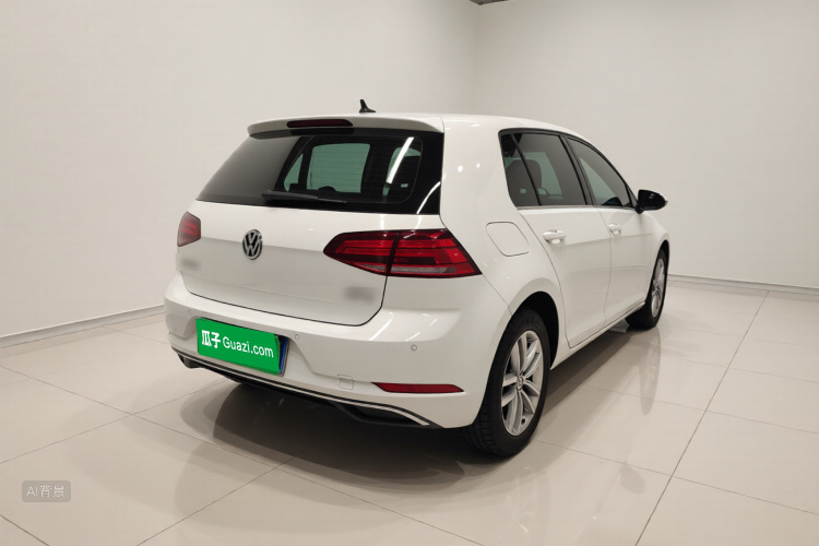 Volkswagen Golf 2019 car image #7