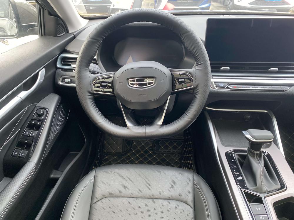 GEELY Emgrand 2023 #12 GEELY Emgrand 2023 car image #12