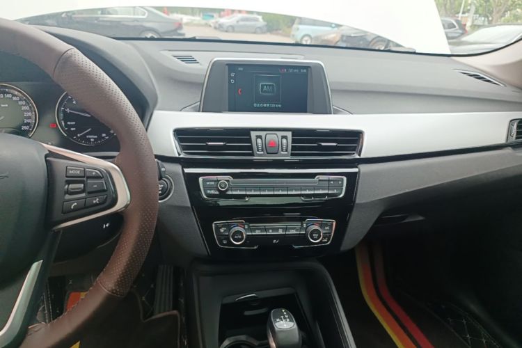 BMW X1 2019 #13 BMW X1 2019 car image #13