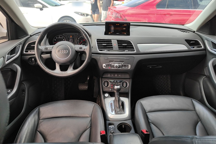 Audi Q3 2016 #11 Audi Q3 2016 car image #11