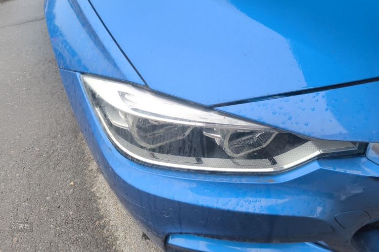 BMW 3 Series 2017 #8 BMW 3 Series 2017 car image #8
