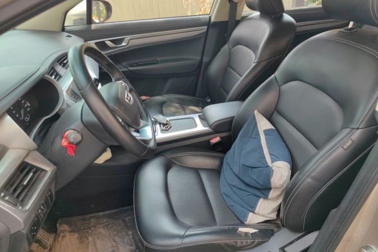 GEELY Emgrand GS 2019 car image #9