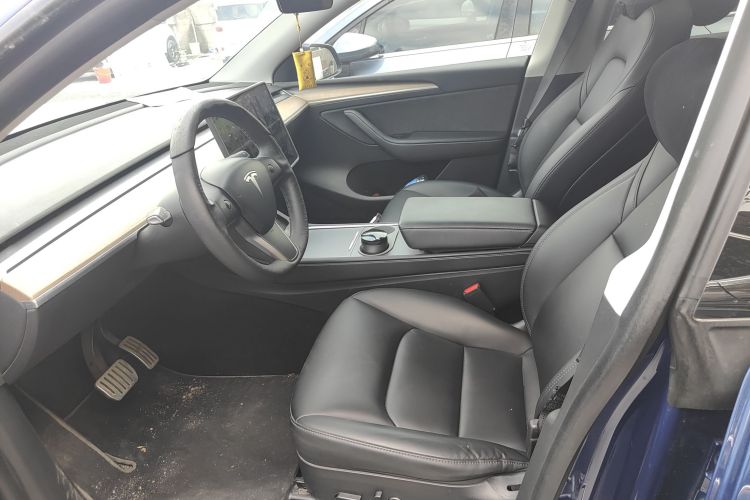 Tesla Model Y 2021 #15 Tesla Model Y 2021 car image #15