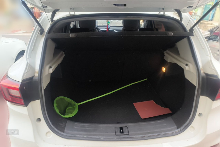 MG ZS 2019 car image #21