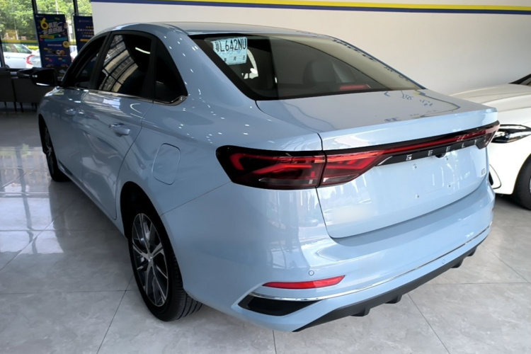 GEELY Emgrand 2023 #5 GEELY Emgrand 2023 car image #5