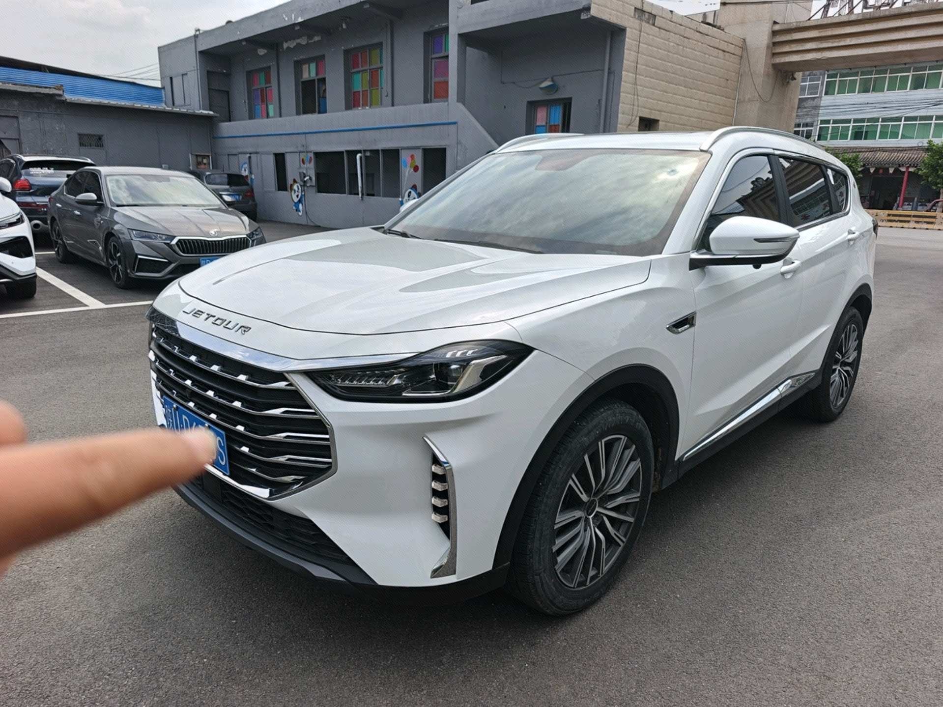 Jetour X70 PLUS 2023 car image 