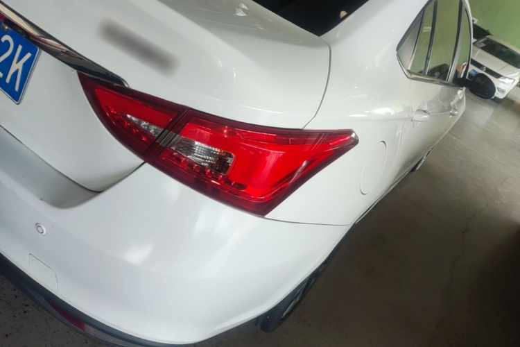 Chery Arrizo 5 2018 immagine di auto #8