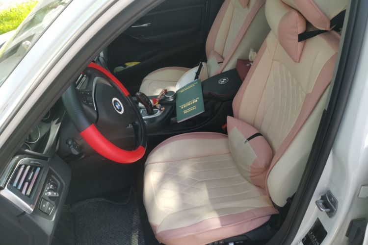 BMW 3 Series 2019 #19 BMW 3 Series 2019 car image #19