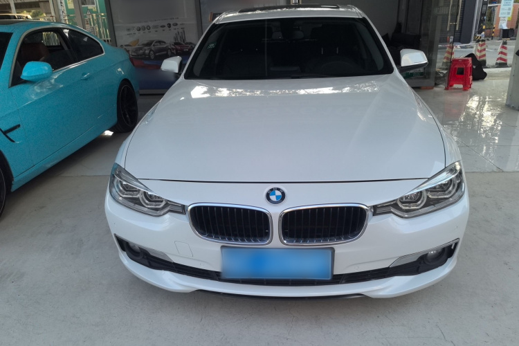 BMW 3 Series 2017 #3 BMW 3 Series 2017 car image #3