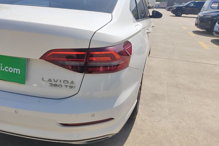 Volkswagen Lavida 2022 car image #8