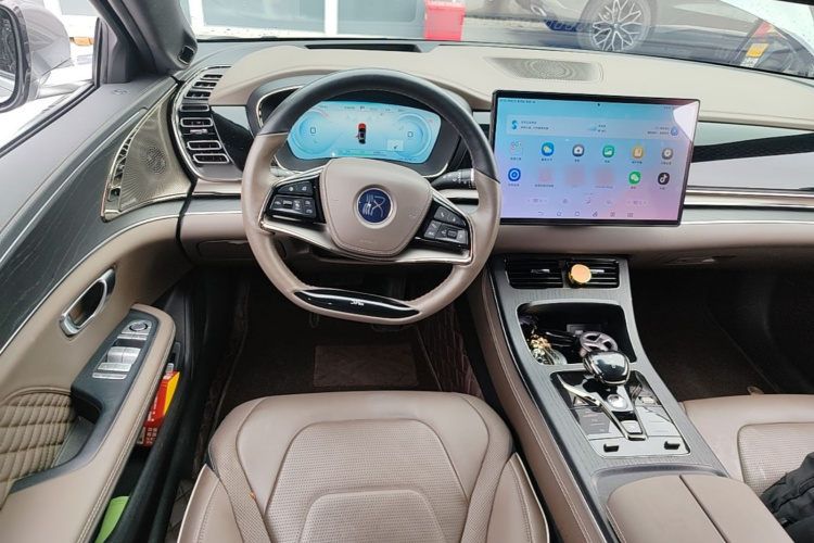 BYD Han 2022 #11 BYD Han 2022 car image #11
