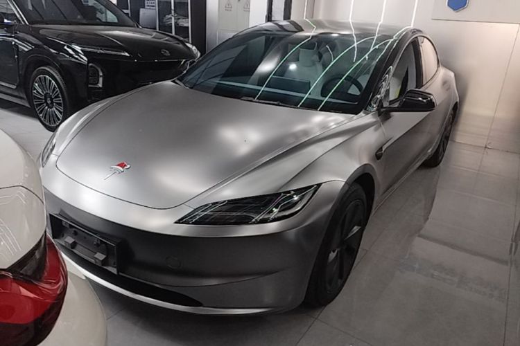 Tesla Model 3 2025 #2 Tesla Model 3 2025 car image #2