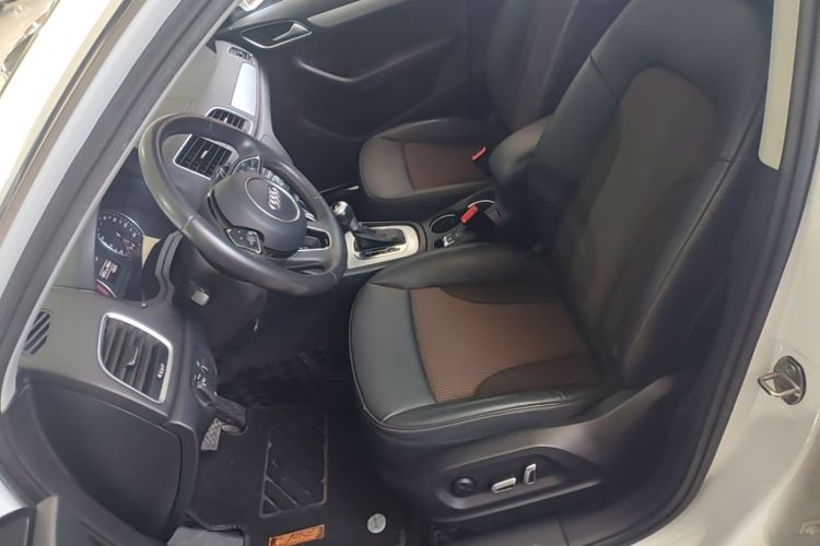 Audi Q3 2018 #15 Audi Q3 2018 car image #15
