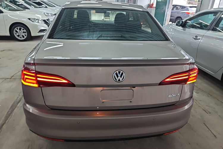 Volkswagen Bora 2019 #6 Volkswagen Bora 2019 car image #6