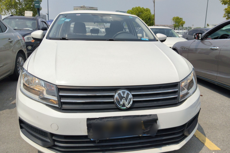 Volkswagen Santana 2019 car image #3