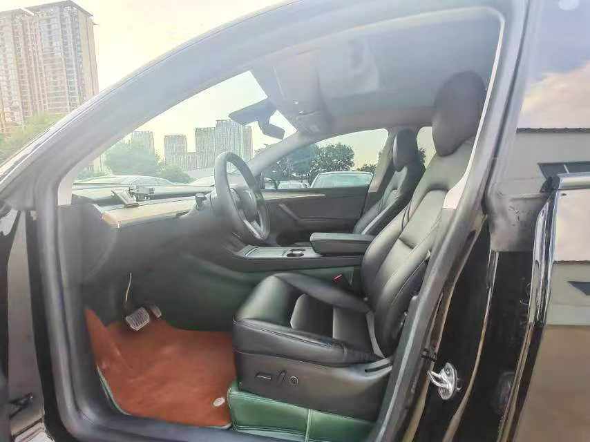 Tesla Model Y 2022 #4 Tesla Model Y 2022 car image #4