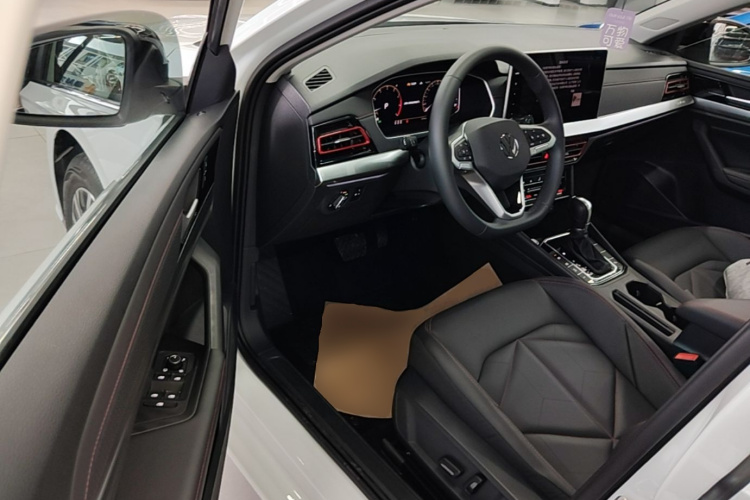 Volkswagen Lavida 2025 car image #16