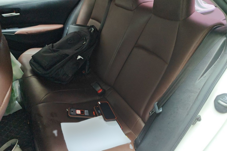 Toyota Corolla 2023 car image #14