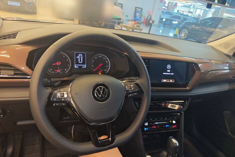 Volkswagen Tharu 2020 #10 Volkswagen Tharu 2020 car image #10