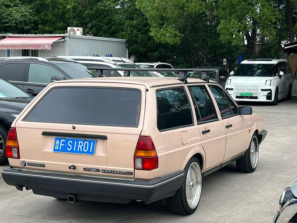 Volkswagen Santana Classic 2003 car image #6