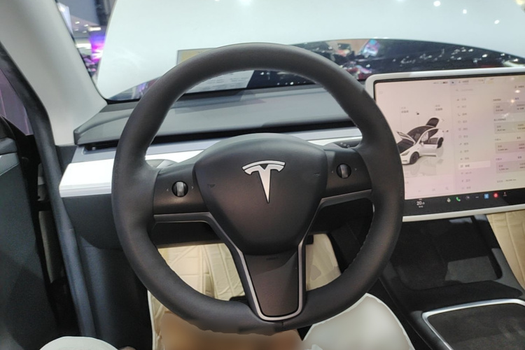 Tesla Model Y 2022 #11 Tesla Model Y 2022 car image #11