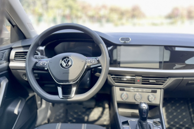 Volkswagen Lavida 2022 car image #13