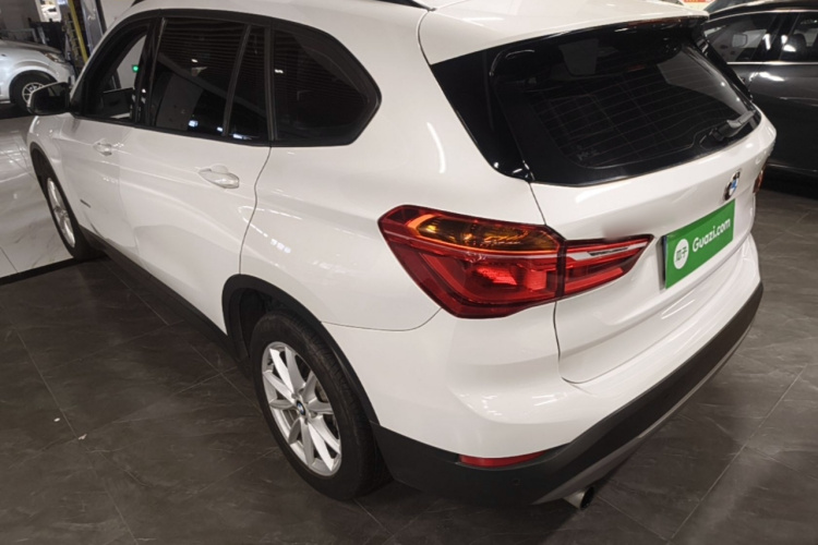 BMW X1 2017 #7 BMW X1 2017 immagine di auto #7