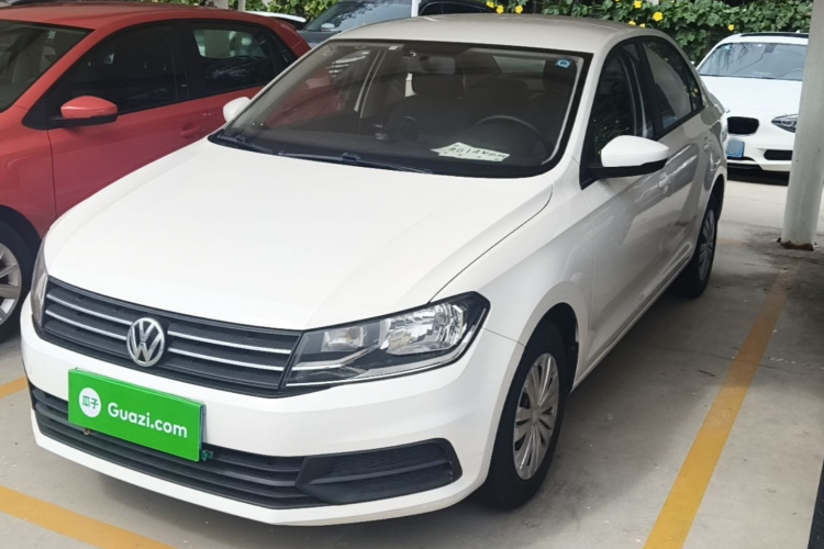 Volkswagen Santana 2021 car image #2