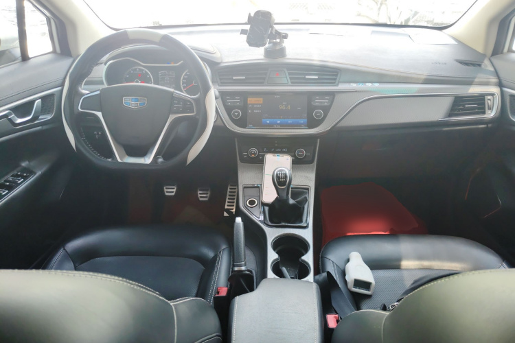 GEELY Emgrand GS 2017 car image #10