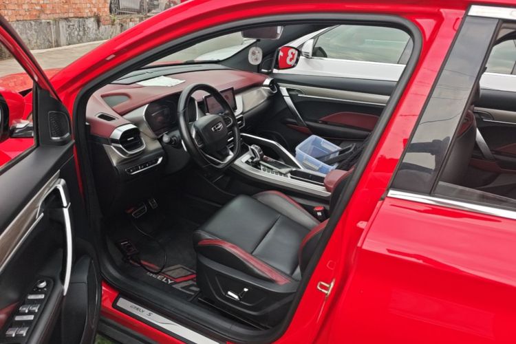 GEELY Coolray 2019 immagine di auto #15