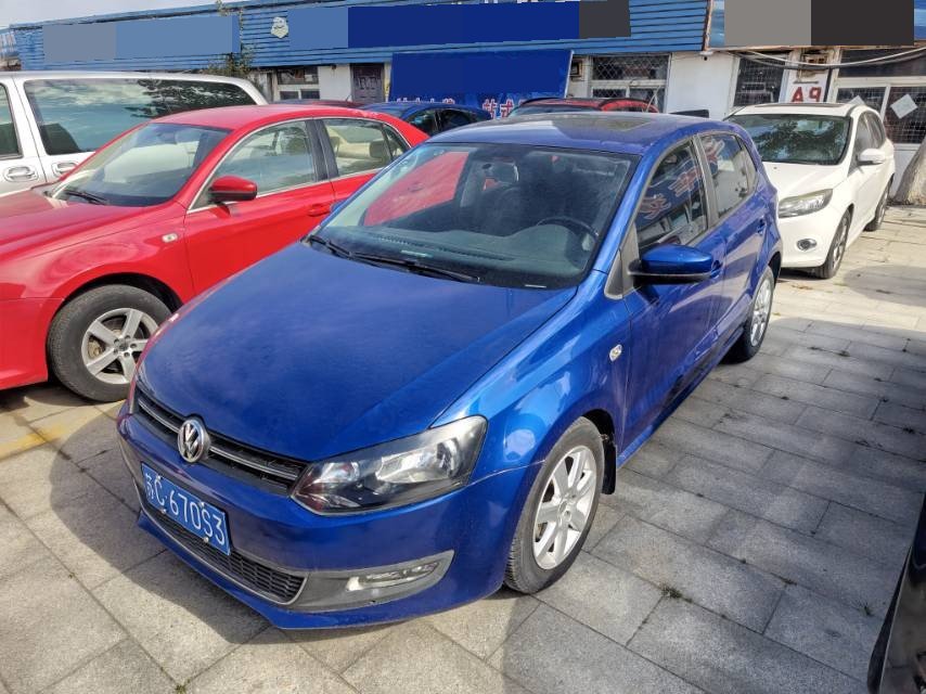Volkswagen Polo 2011 Volkswagen Polo 2011 car image