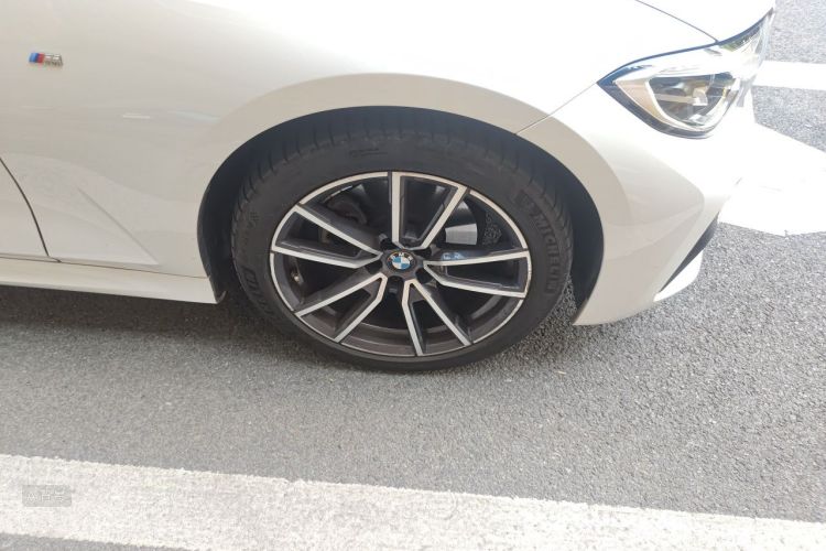 BMW 3 Series 2021 #9 BMW 3 Series 2021 car image #9