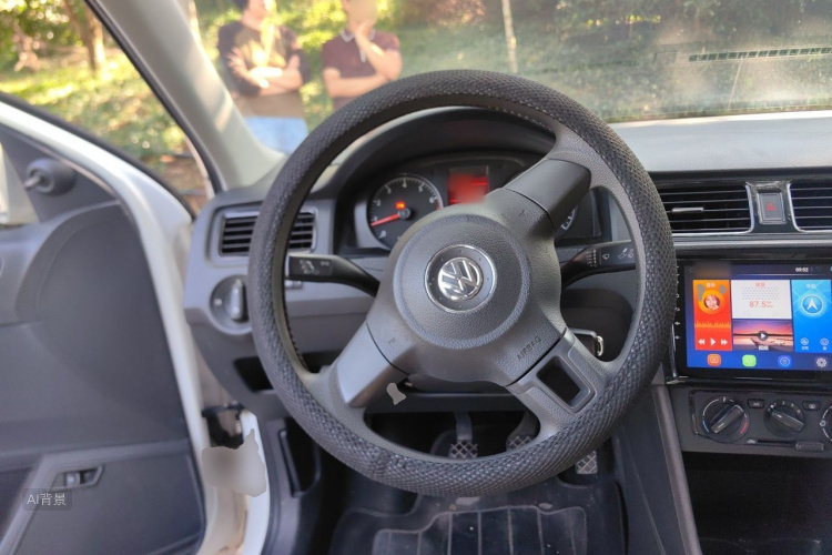Volkswagen Santana 2015 car image #12