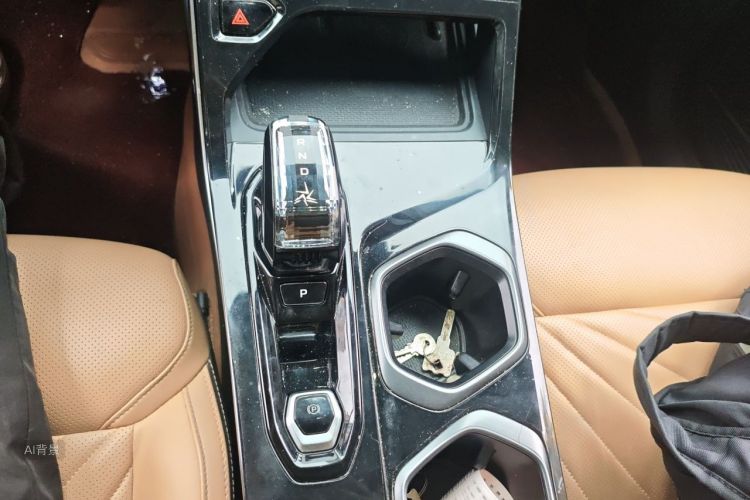 GEELY Boyue L 2023 car image #16