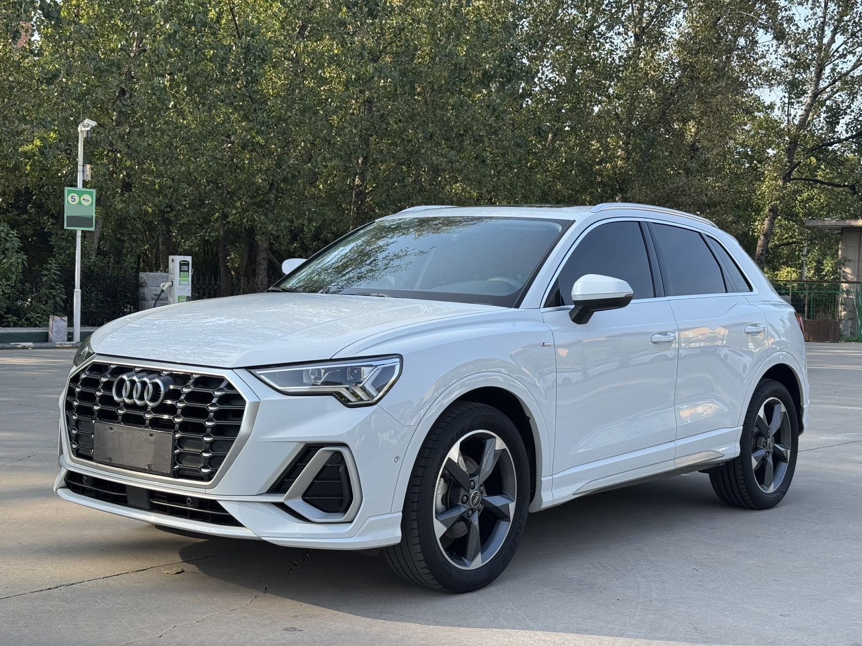 2022 2022 car image