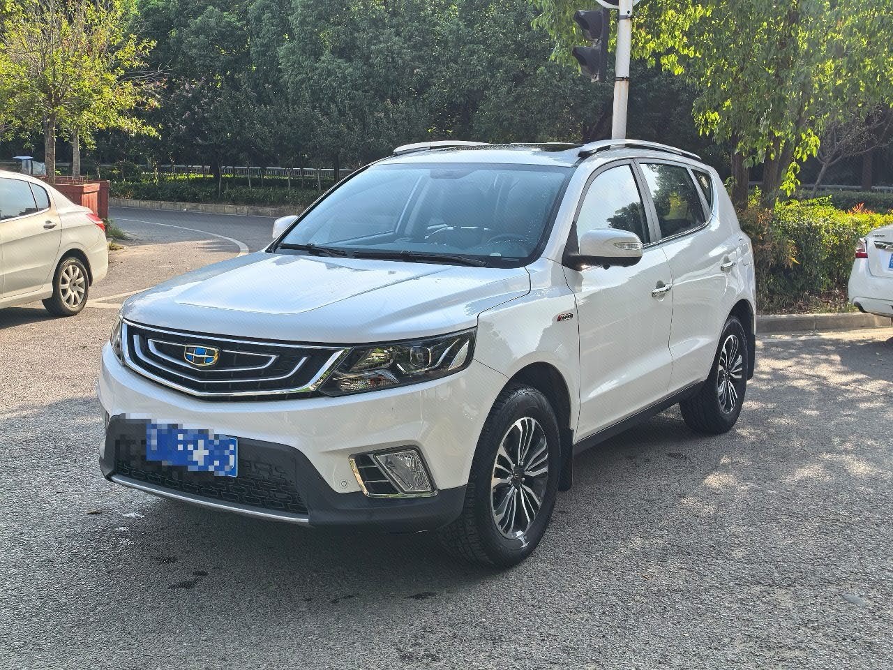 GEELY Vision X6 2017 car image 