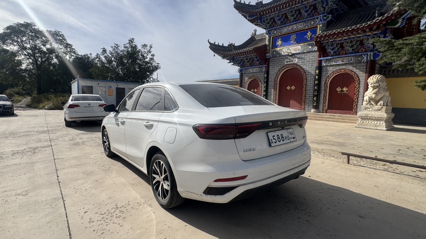 GEELY Emgrand 2022 #9 GEELY Emgrand 2022 car image #9