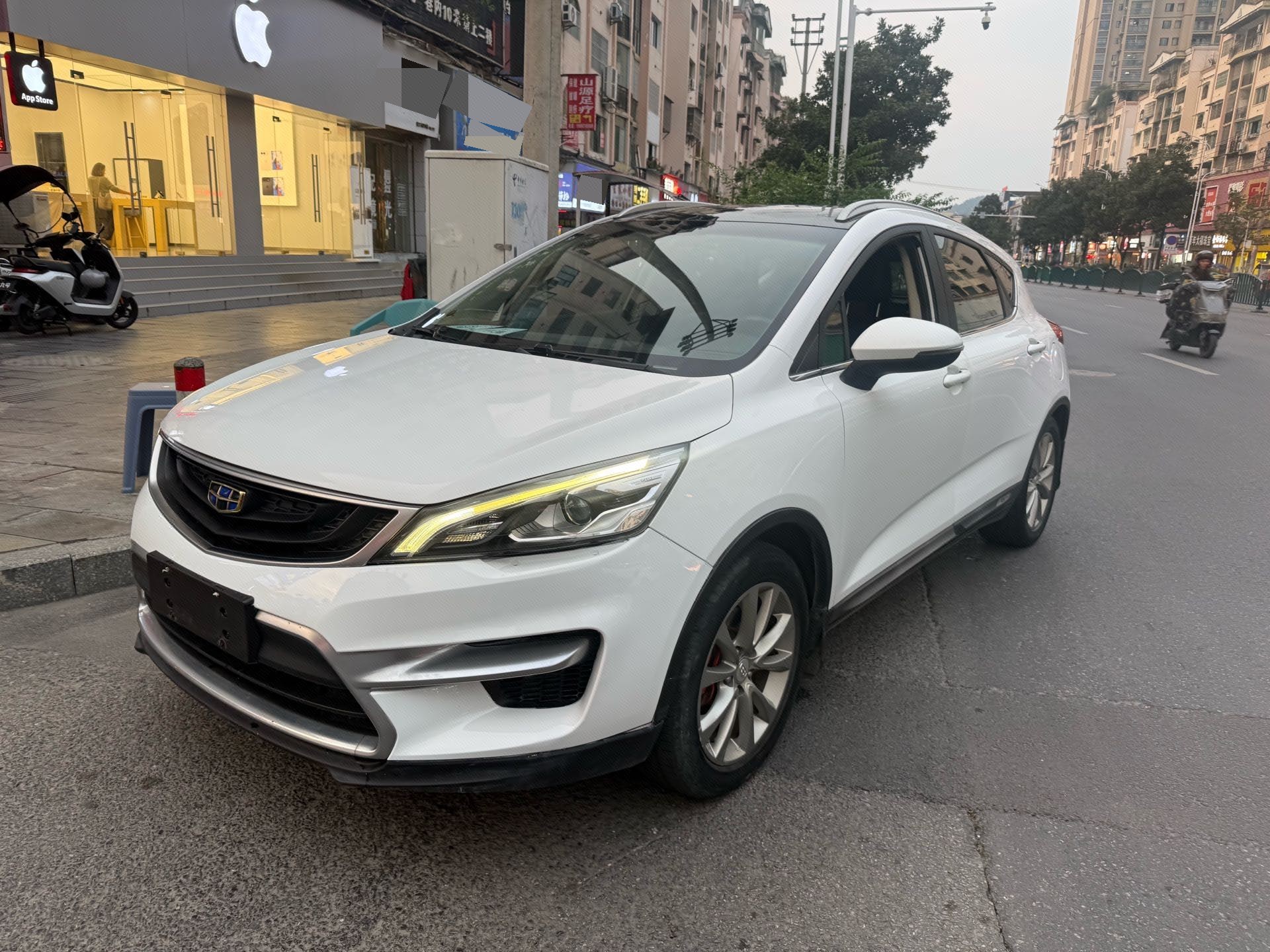 GEELY Emgrand GS 2016 صورة سيارة 