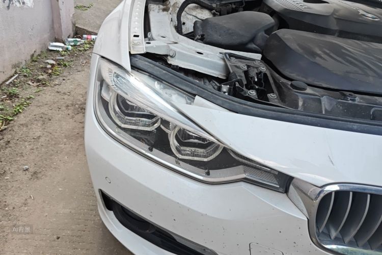 BMW 3 Series 2019 car image #8