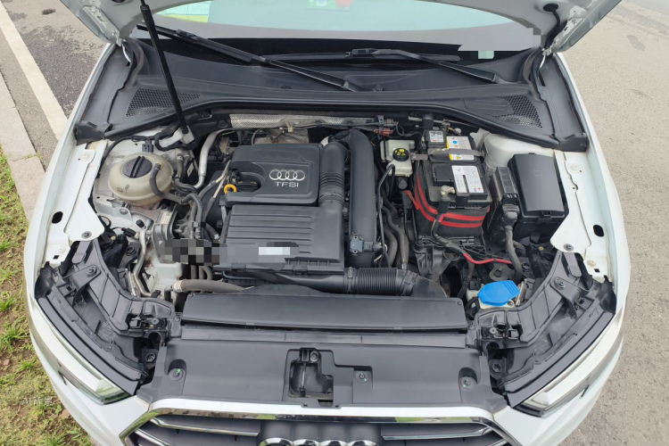 Audi A3 2017 car image #22