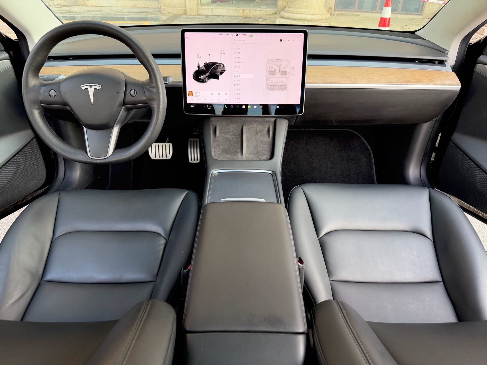 Tesla Model 3 2021 car image #8