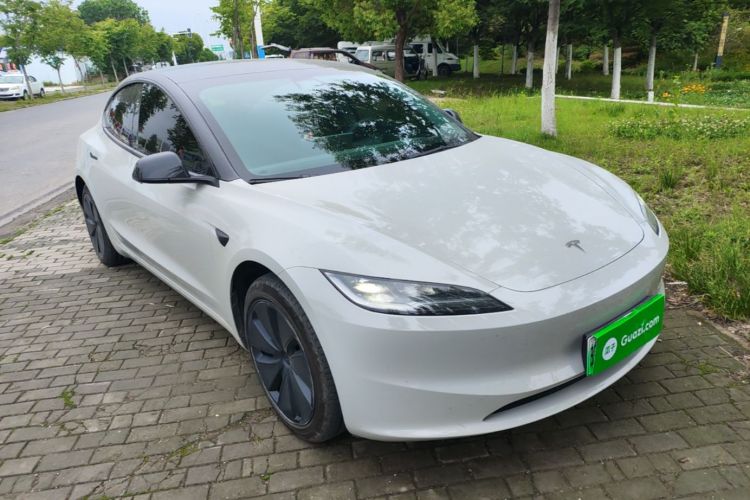 Tesla Model 3 2024 #4 Tesla Model 3 2024 car image #4