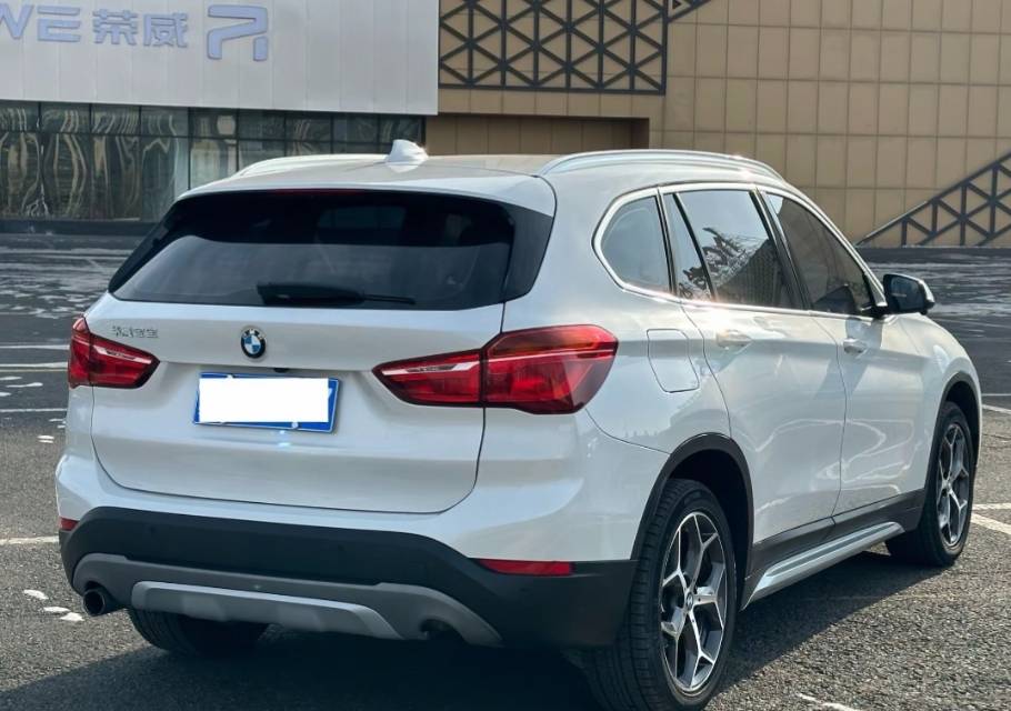 2019 #3 2019 car image #3