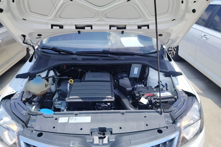 Skoda Rapid 2016 image de voiture #20
