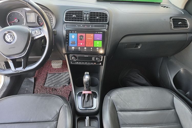 Volkswagen Polo 2016 #13 Volkswagen Polo 2016 car image #13